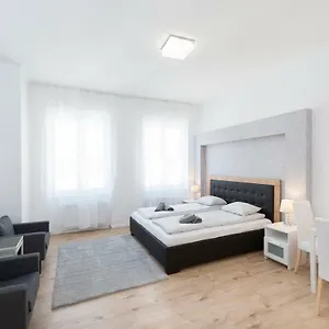 Astoria Flats 1 Budapest